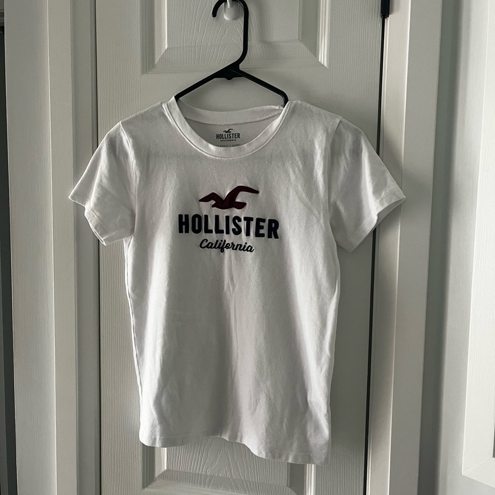 Hollister White Crew Neck Short Sleeve Tee‎